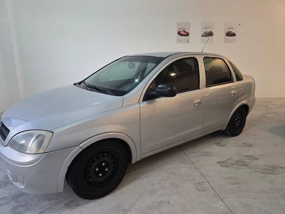 CHEVROLET CORSA 1.0 MPFI JOY SEDAN 8V GASOLINA 4P MANUAL CHEVROLET CORSA 1.0 MPFI JOY SEDAN 8V GASOLINA 4P MANUAL